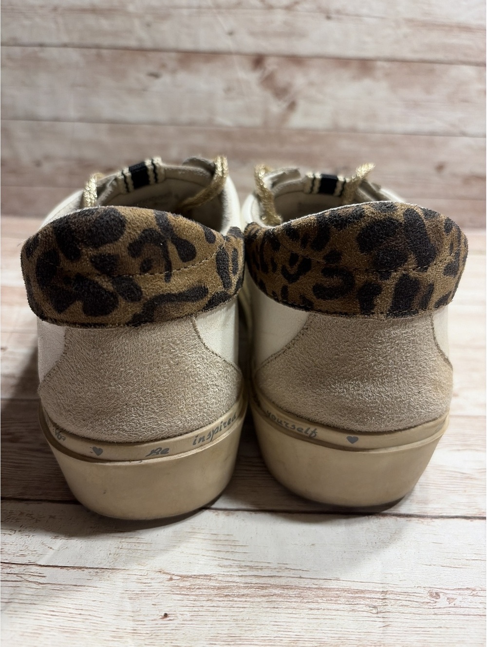 ShuShop Reba Size 8.5 White Leather Sneakers Cheetah Heel Gold Stars - Picture 3 of 13